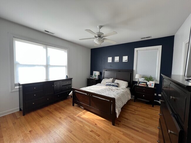 Master Bedroom - 3432 N Ashland Ave