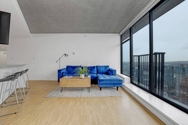 Photo du bâtiment - 128 W Cordova St