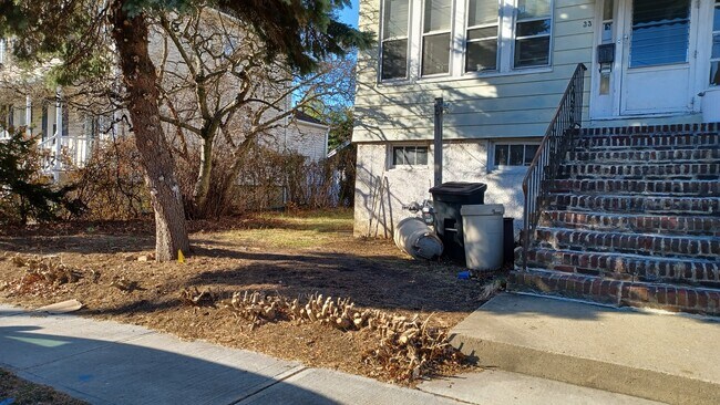 Foto del edificio - 33 Center St