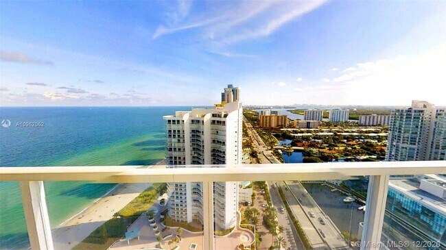 Building Photo - 16699 Collins Ave
