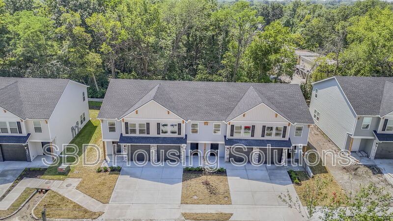 Primary Photo - 9047 E 85th Pl