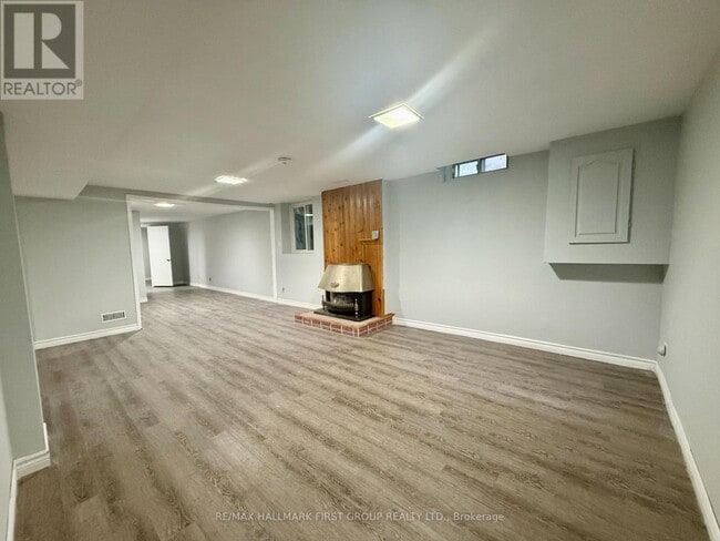 Building Photo - 36 Mcclarnan Rd