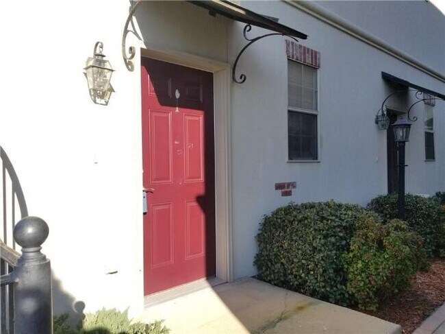 Building Photo - 4512 Pontchartrain Dr