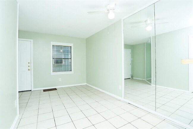 Building Photo - 5238 Arboles Dr