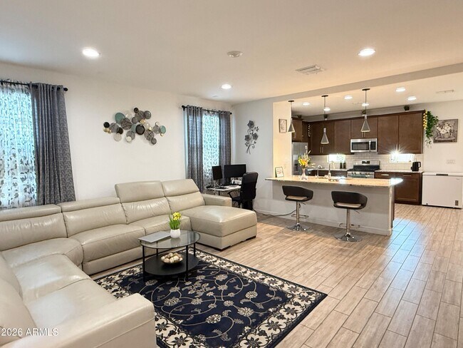 Foto del edificio - 127 E Gemini Pl