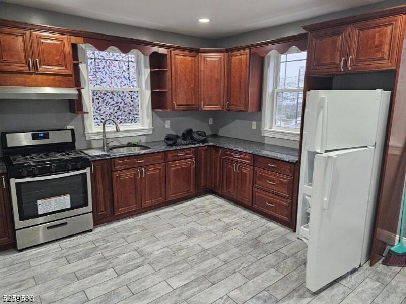 Primary Photo - 100 Westfield Ave