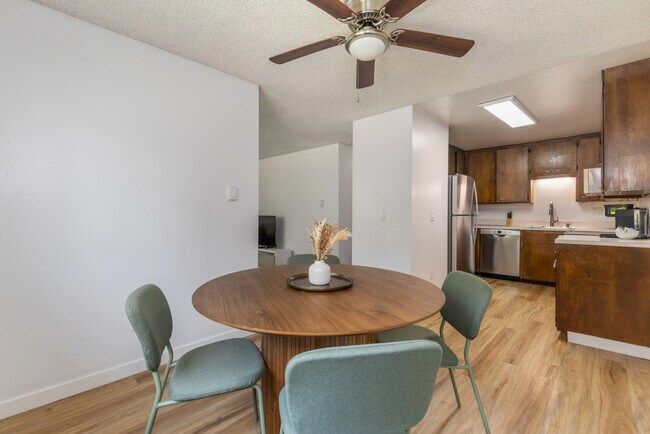 Foto del edificio - 15706 Ash Way