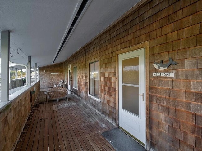 Building Photo - 35601 G St