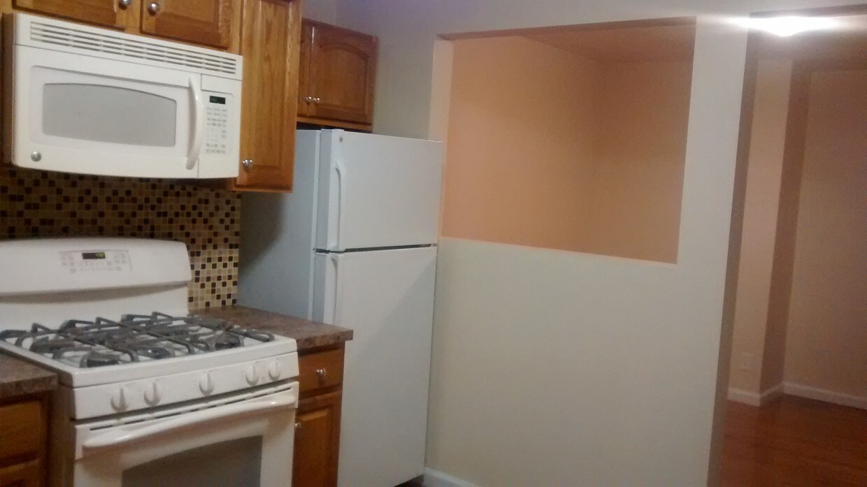Foto principal - 618 East NY Ave Apartments