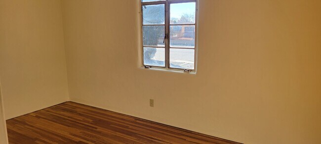 Building Photo - San Fidel 137