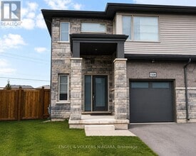 Building Photo - 7330 Marvel Dr
