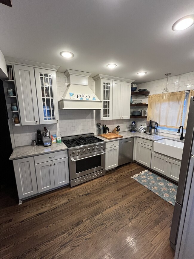 Foto del edificio - 1260 Francis St NW