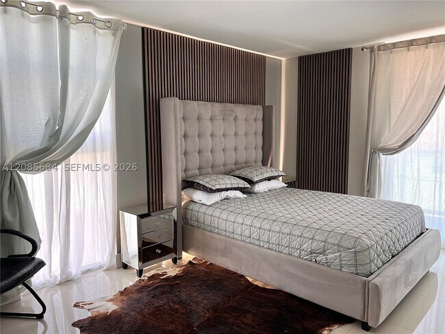 Foto del edificio - 1035 West Dr