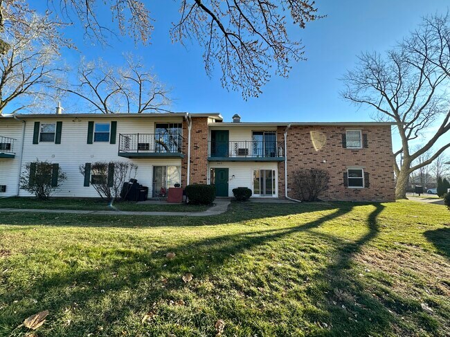 Foto del edificio - 2613 Pheasant Ridge Trl