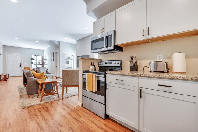 Foto del edificio - 945-947 Palmetto Ave SW