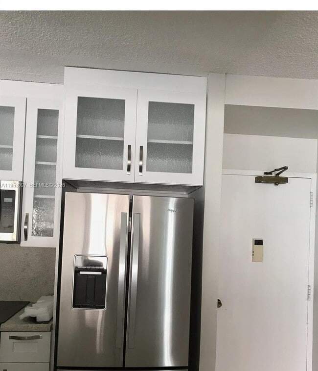 Foto del edificio - 1950 S Ocean Dr