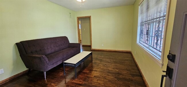 Building Photo - 3610 Dennis St