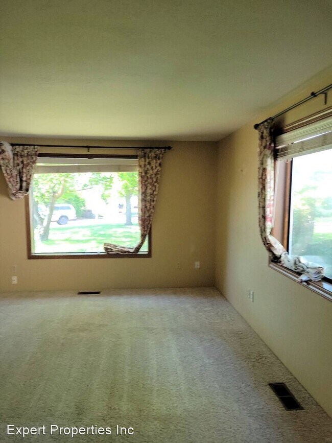 Building Photo - 3 br, 2 bath House - 2316 Derry Ct