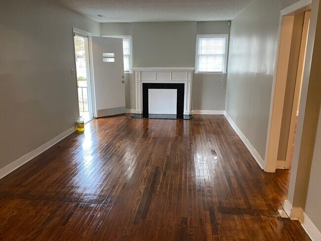 Foto del edificio - Birmingham/East Lake  **** APPROVED APPLIC...