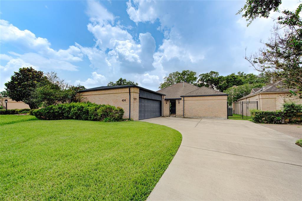 414 Fox Briar Ln, Sugar Land, TX 77478 House for Rent in Sugar Land