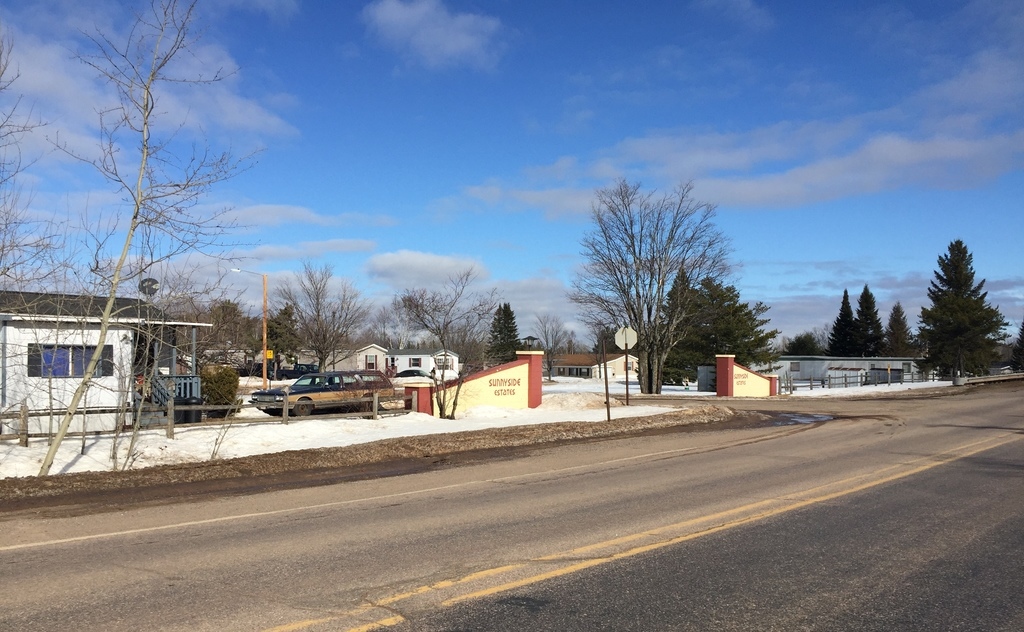 Building Photo - Sunnyside Mobile Home Park