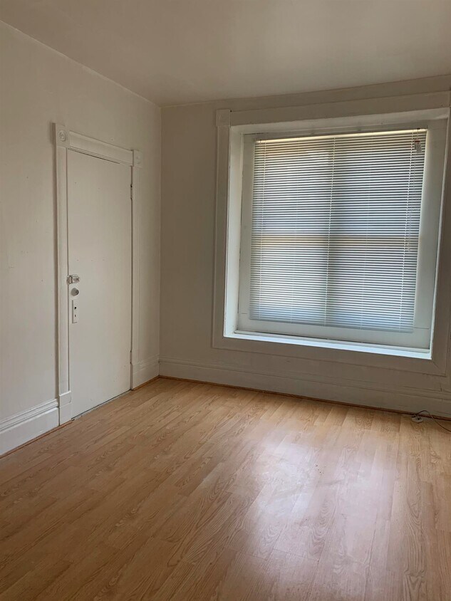 Foto del edificio - 617 N Johnson St