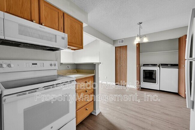 Foto del edificio - 11937 E Harvard Ave