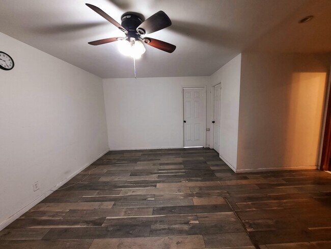 Living room - 133 33rd St