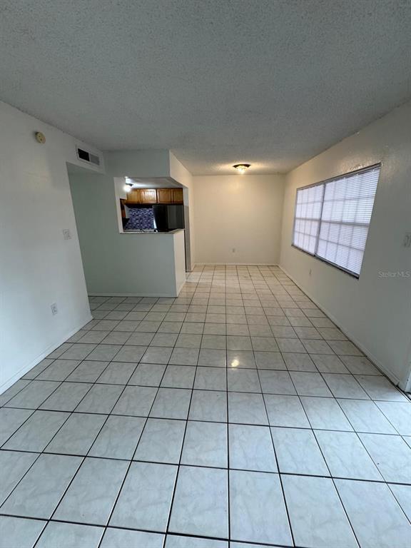 Foto del edificio - 1432 Holden Ave