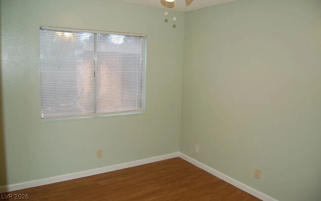 Foto del edificio - 7185 Acorn Ct