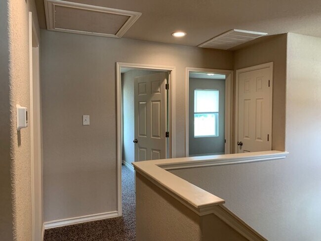 Foto del edificio - Townhome for rent