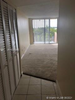 Foto del edificio - 2075 NE 164th St