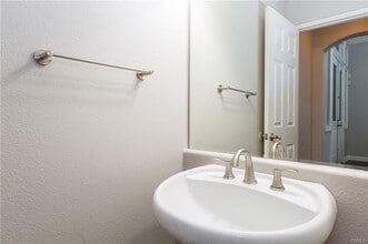 Building Photo - 18210 Shannon Ridge Pl