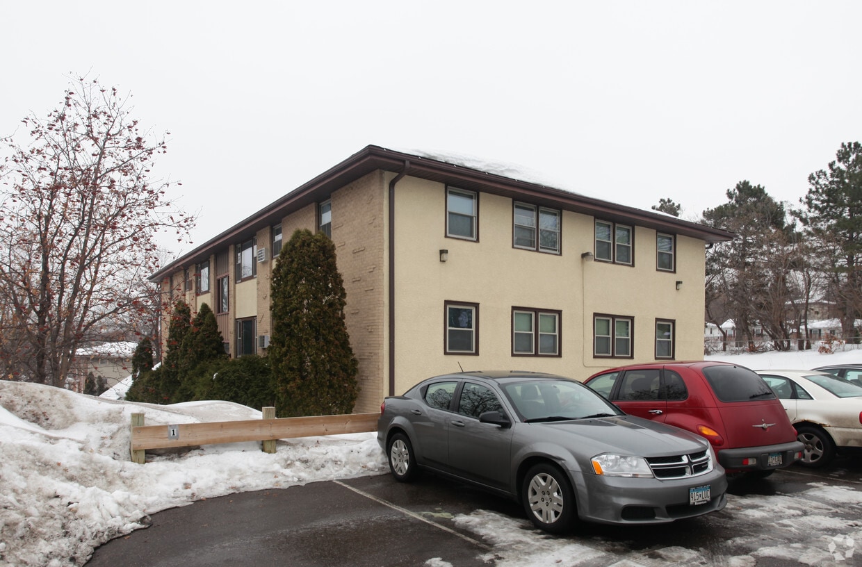 4201 3rd St NE, Columbia Heights, MN 55421 Apartments in Columbia