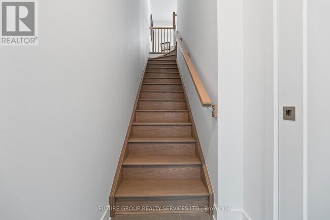 Photo du bâtiment - 34 Poplar Ave