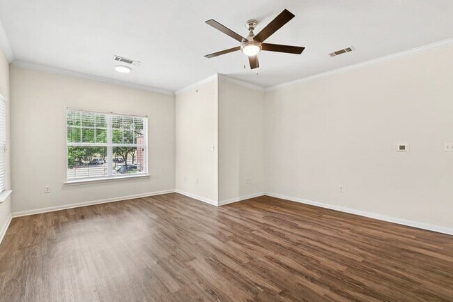 Foto del edificio - Indigo Pointe