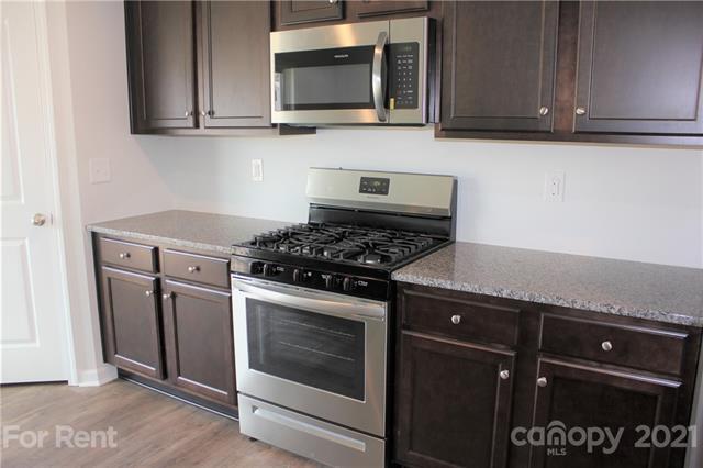 Foto del edificio - 8204 Waxhaw Hwy
