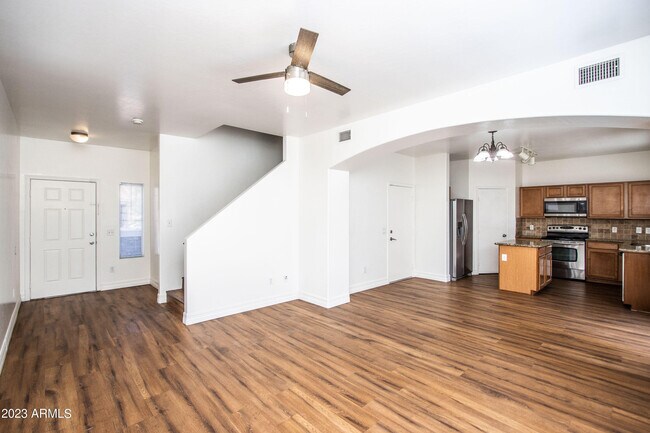 Building Photo - 3909 W Irwin Ave