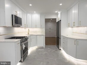 Building Photo - 355 Cherry Hill Blvd