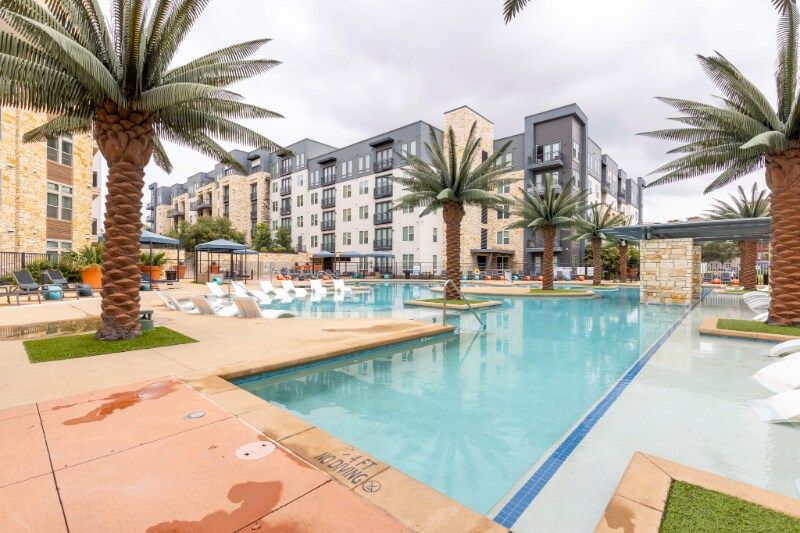 Foto principal - 3801 Vitruvian Way