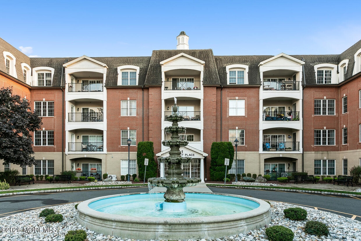 Foto principal - 325 Regency Pl