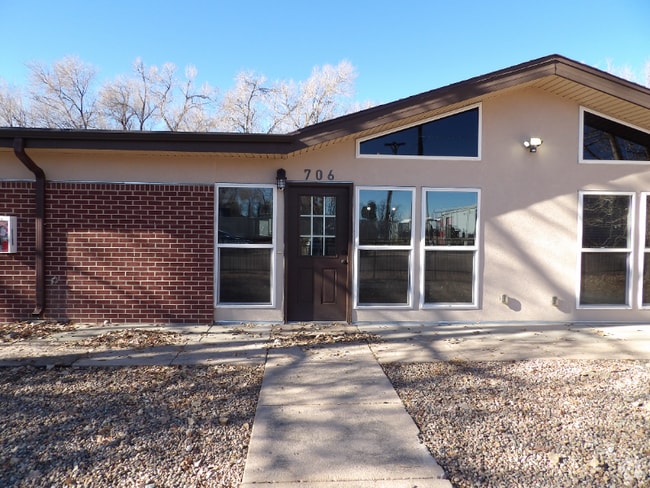 Building Photo - 706 Yuma St