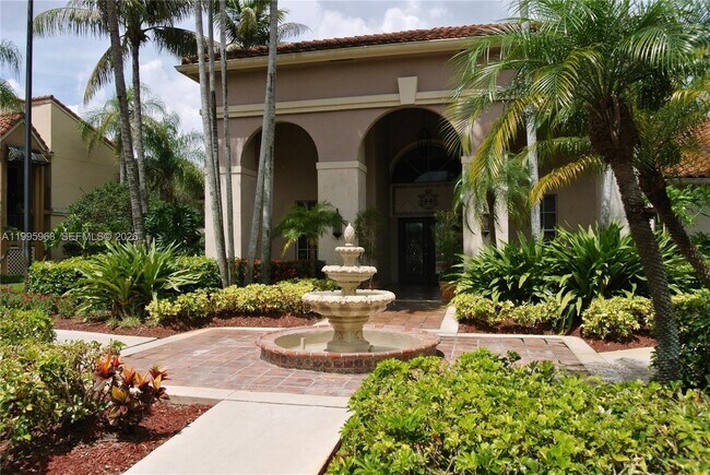 Foto del edificio - 18332 NW 68th Ave