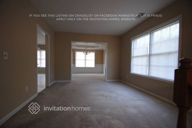 Building Photo - 4720 Parkview Walk Dr