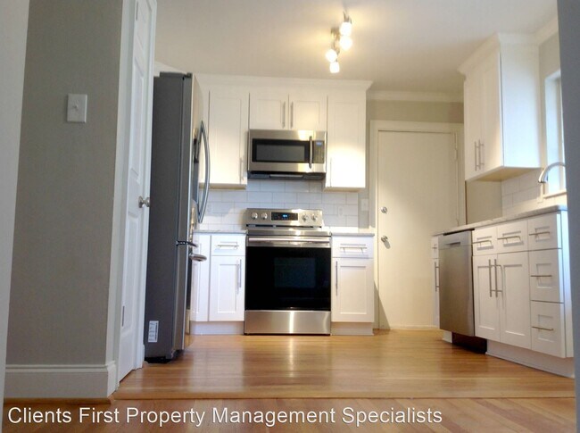 Building Photo - 1 br, 1 bath House - 417 10th Street NE Un...