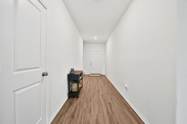 Building Photo - 378 Geode Glen