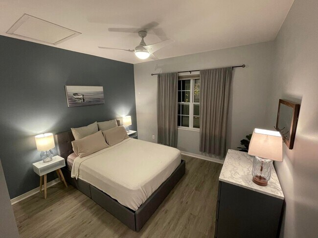 Foto del edificio - 2601 W 8th St
