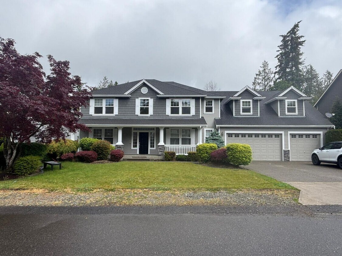 Primary Photo - Beautiful home in quiet Puyallup neighborhood