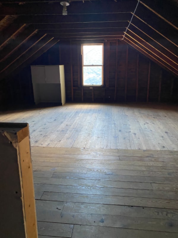 Building Photo - 106 Woodstock Ave