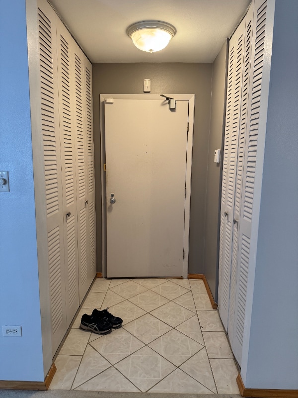 Photo - 6139 Knoll Wood Rd Apartment